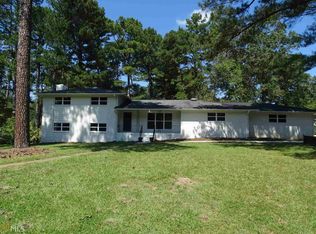 2747 Sunny Ln SE, Marietta, GA 30067