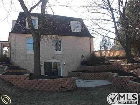 WALKOUT VIEW 46770 DANBRIDGE