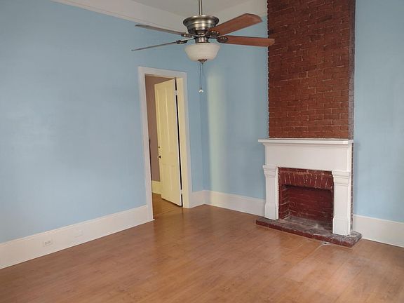 4th image of 912 Marigny St #912