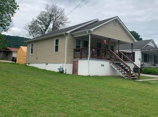 308 Fairchild St, Harriman, TN 37748