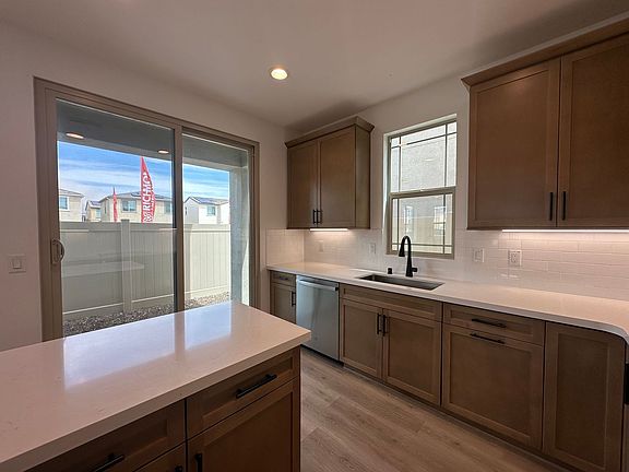 5th image of 29561 Monarch Rd