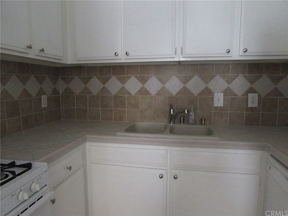 4th image of 22816 Hilton Head Dr Unit 69