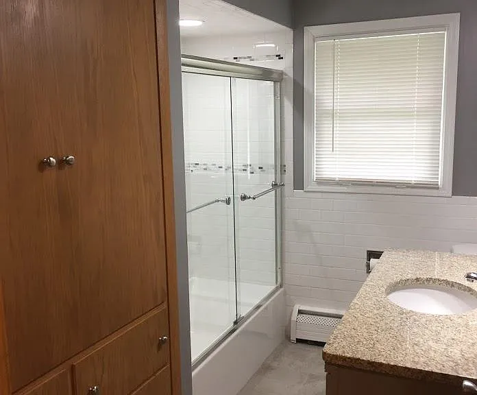 1026 W Lorain St — Photo 31