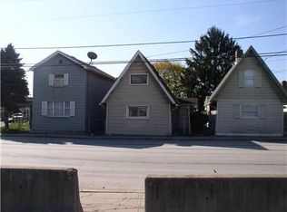 12 Federal St, Natrona Heights, PA 15065