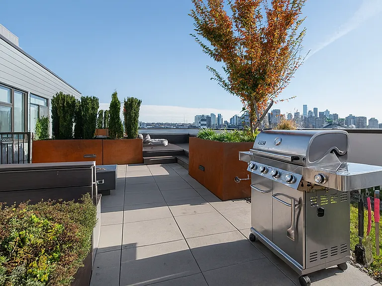 Niwa Apartments | Modern City Living in Queen Anne | Furnished Units & Move in Specials! — Photo 9