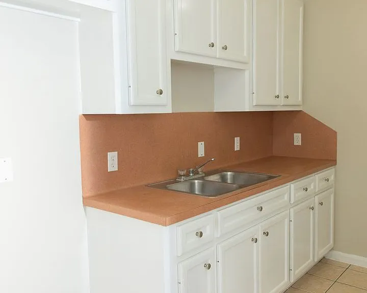 815 Cravens St #C — Photo 85
