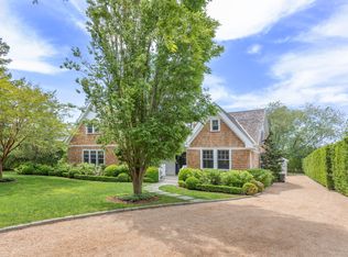 81 Leos Ln, Southampton, NY 11968