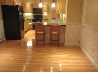 65 Woodlawn Ave Floor 1, Chelsea, MA 02150