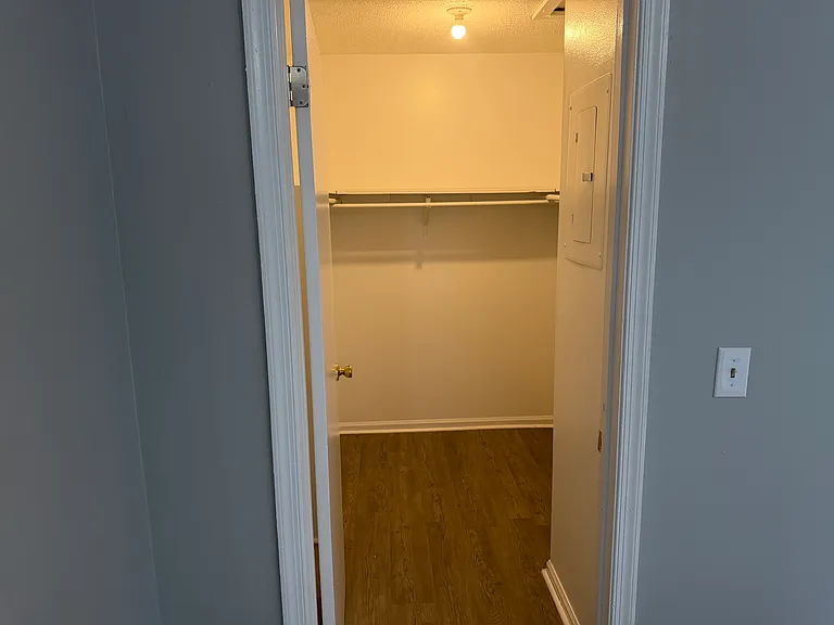 Shattalon Terrace — Photo 11