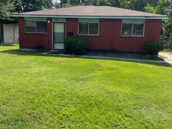 4725 Westwood Park Dr, Shreveport, LA 71109