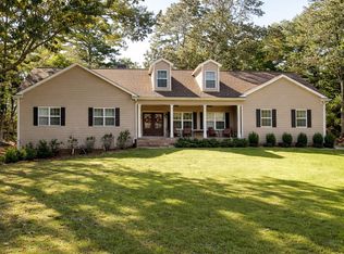 1023 Echo Valley Ct, Loganville, GA
