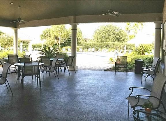 4th image of 15807 Autumn Glen Ave