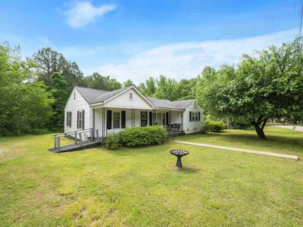 210 Poplar Springs Bargerton Rd, Lexington, TN 38351