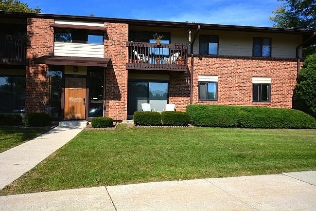 1st image of 333 Park Hill Dr