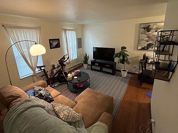 3rd image of 315 Concord Ave APT 12