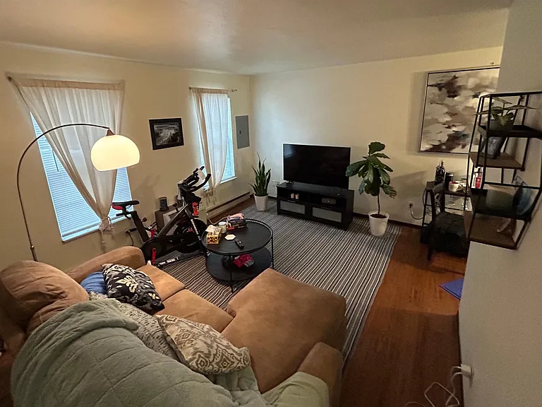 315 Concord Ave #12 — Photo 3