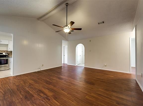5th image of 5233 Meadowside Dr