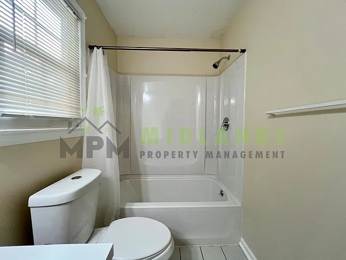200 Cranewater Dr — Photo 30