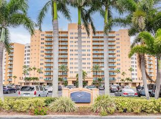 880 Mandalay Ave APT C212, Clearwater, FL 33767