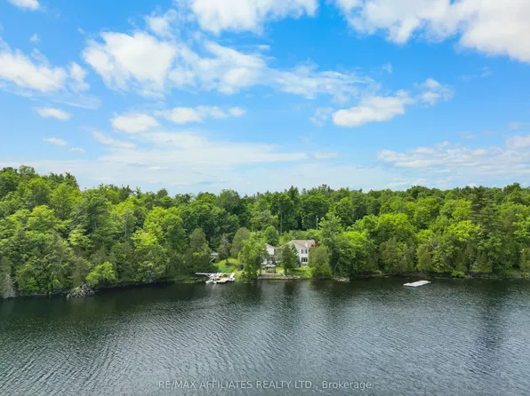 101 Arthur Ln, Central Frontenac, ON K0H 2P0