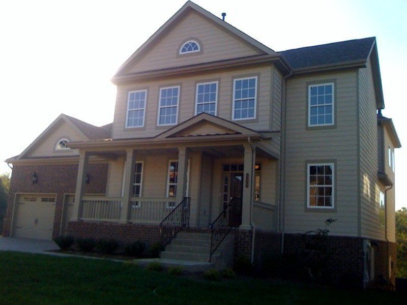 2nd image of 173 Rich Cir
