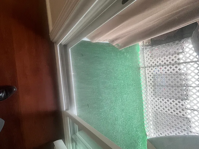 9070 Huntington Dr #6 — Photo 32