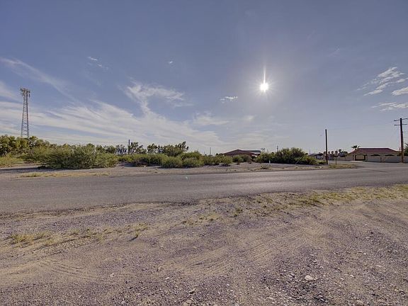 2nd image of 1004 Foothill Blvd