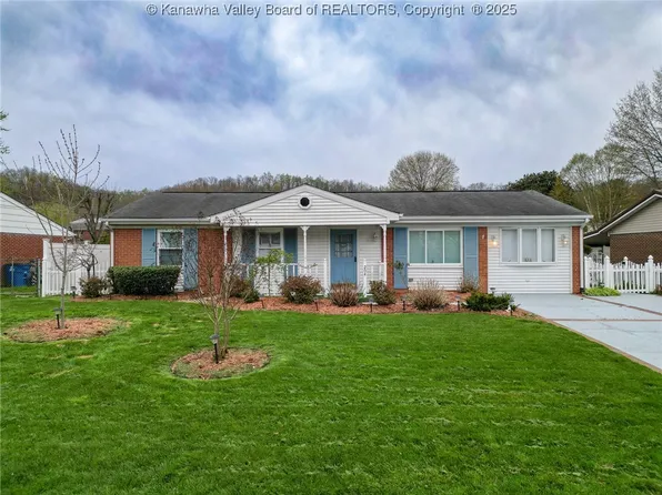 204 Carper Ln, Barboursville, WV 25504