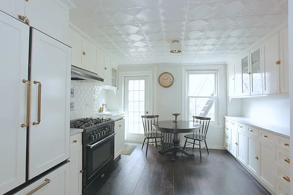 Rented by Corcoran | media 5