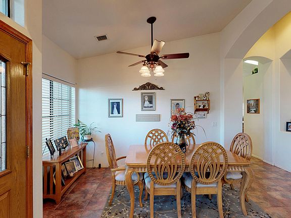 2nd image of 1291 E Laurel Ct