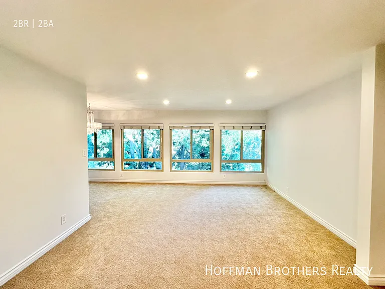 8730 Charleville Blvd #302 — Photo 12