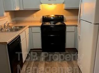 Newport Rd, Louisville, KY 40218