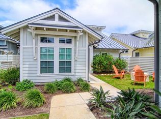 118 Reserve Ln, Rockport, TX 78382