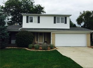 30504 Glenwood Cir, Warren, MI