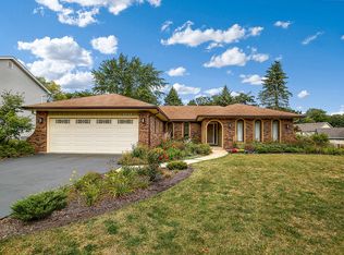 2364 Ohio St, Lisle, IL 60532