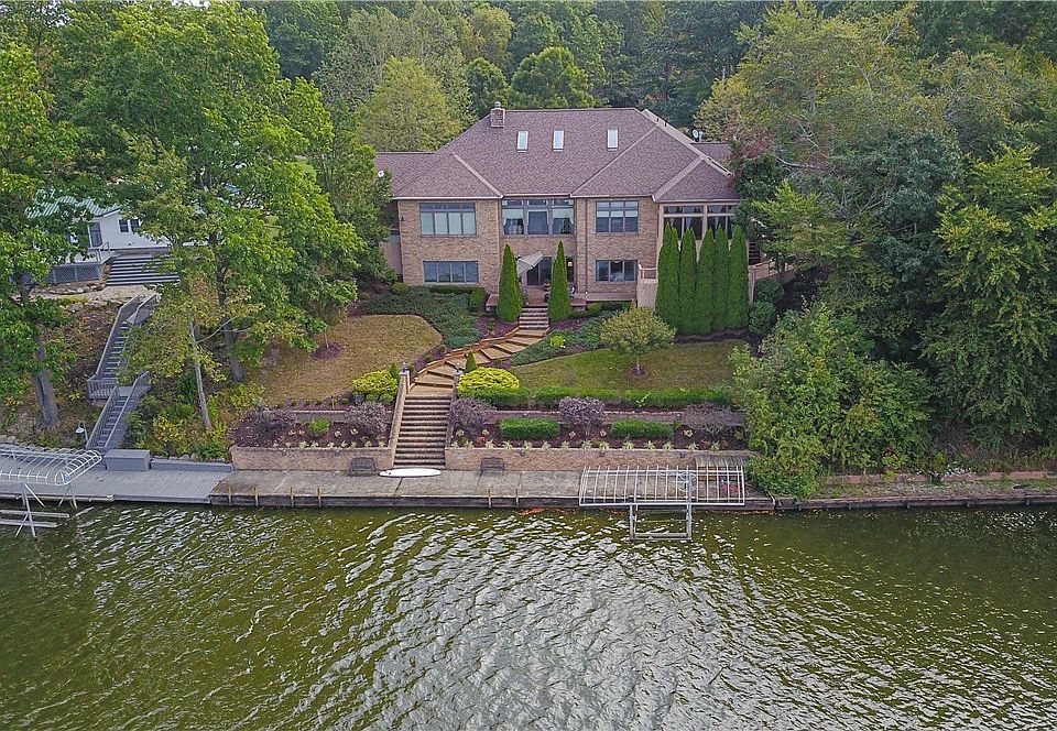 1527 Lake Crest Dr, Roaming Shores, OH 44084 Zillow