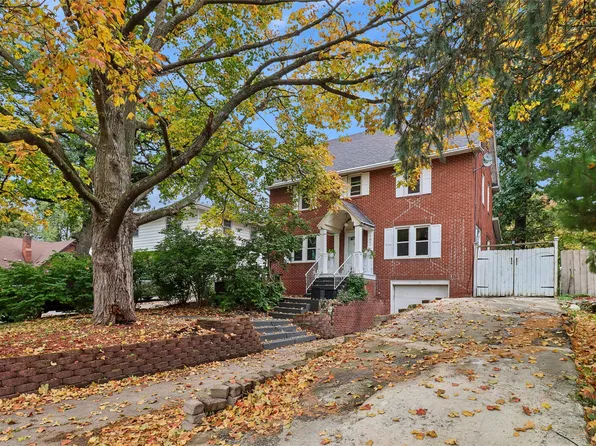 4051 12th St, Des Moines, IA 50313