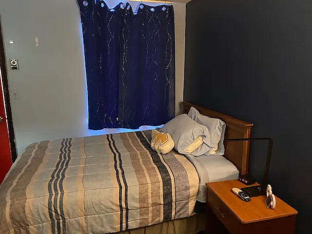 APOLOGIES FOR WRINKLES JUST CAME OUT THE DRYER LOL WILL ADD MORE BEDDING IF NEED BE!
