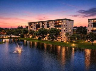 2240 N Cypress Bend Dr APT 204, Pompano Beach, FL 33069