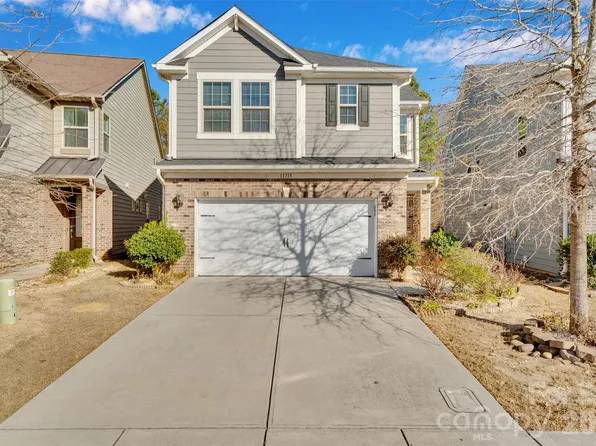 11715 Clems Branch Dr, Charlotte, NC 28277