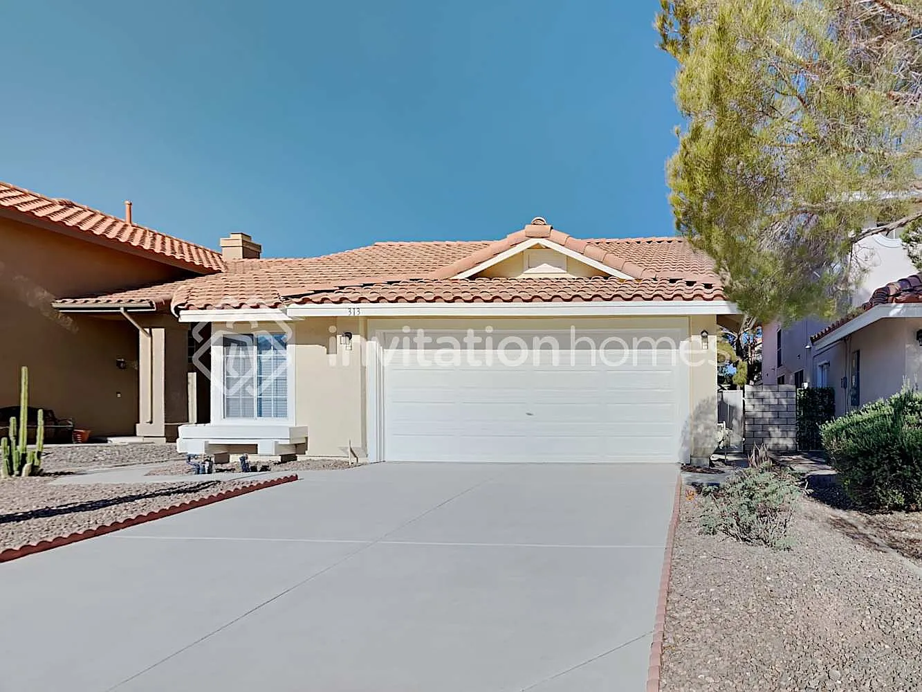 313 Abbington St Henderson, NV 89074 — Photo 1