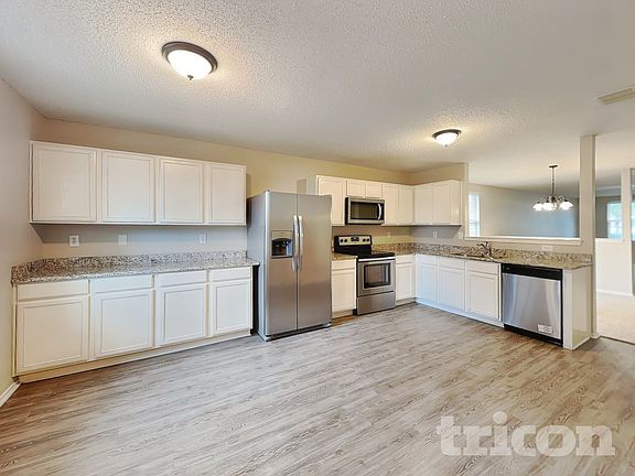 5th image of 5021 Village Stone Ct