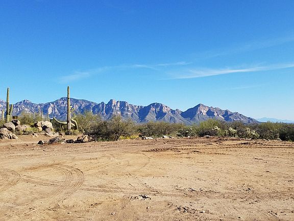 4th image of 1806 W Tortolita Mountain Cir