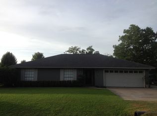456 Berry Dr, Beaumont, TX 77705