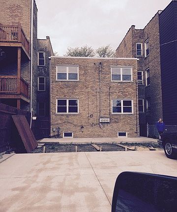 5th image of 5009 N California Ave