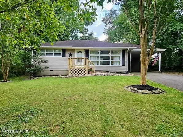 309 Devaney Ln, Oliver Springs, TN 37840