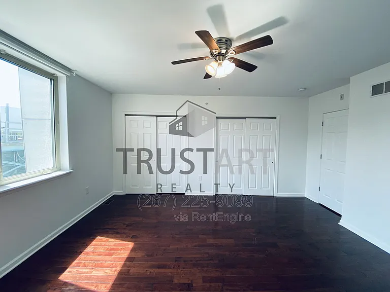 1816 N Front St #B — Photo 23