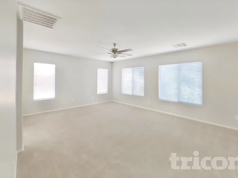 4930 E Del Rio Dr — Photo 6