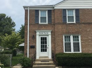 3828 Grove Ave, Brookfield, IL 60513