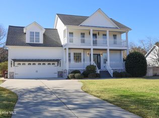 114 Cove Side Lane, Hampstead, NC 28443